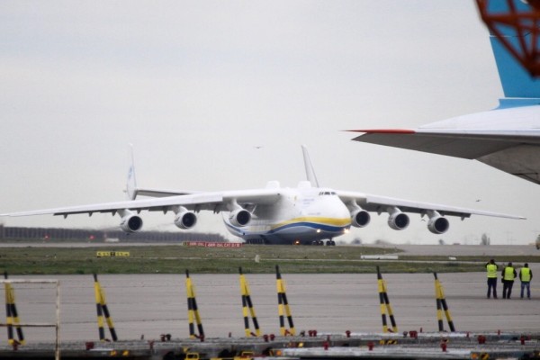Die AN-225 in Leipzig.