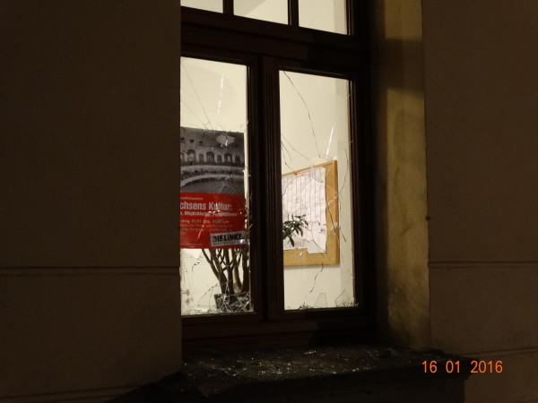 Auch das Büro von Dr. Jana Pinka (DIE LINKE) wurde angegriffen Foto: DIE LINKE