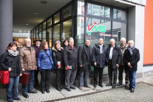 Gruppenfoto vor der VMS-Verwaltung in Chemnitz Foto: Stadt Annaberg-Buchholz/ Matthias Förster
