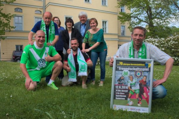 VfL Wolfsburgs Damen kommen am 12. Juni 2016 nach Hainichen