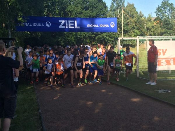 Bei so vielen Läufern kann es am Start schon mal eng werden.Foto: SSV Textima Chemnitz e.V.