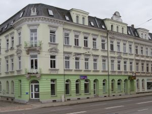 In der Marienthaler Straße 21 befindet sich die neue Beratungsstelle für Asylbewerber der Stadtmission, das M 21. Foto: Alice Jagals