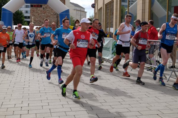 1250 Teilnehmer waren beim Chemnitz Marathon am Start. Foto: mü