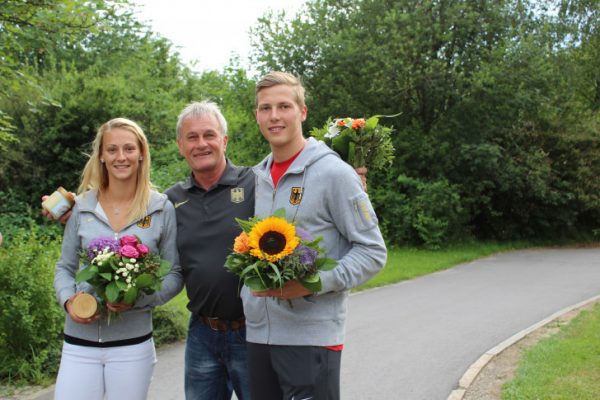 Dreispringerin Kristin Gierisch, Trainer Harry Marusch und Europameister Max Heß. Foto: Nicole Neubert