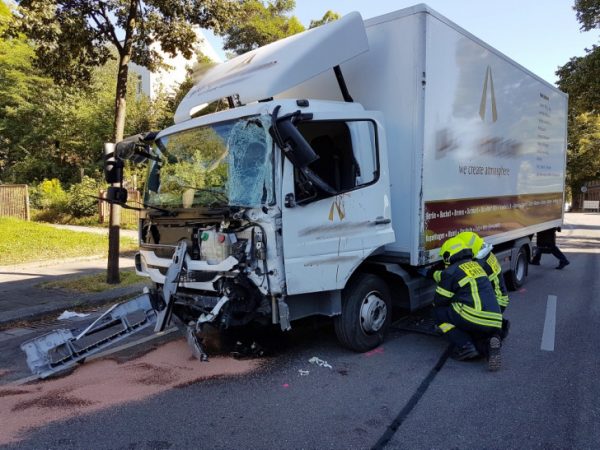 hhUnfall_Bus_LKW_04