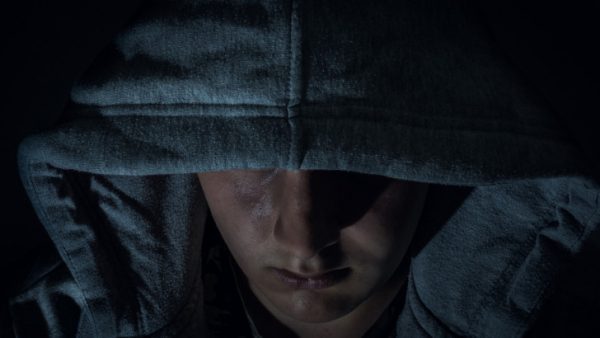 Die Polizei schnappte eine Serien-Einbrecher, der 40.000 Euro Schaden angerichtet hat. Symbol-Foto: pixabay.com