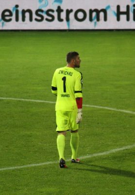 Auch eine klasse Torhüter wie Johannes Brinkies konnte die Niederlage für den FSV nicht verhindern. Foto: Cindy Haase