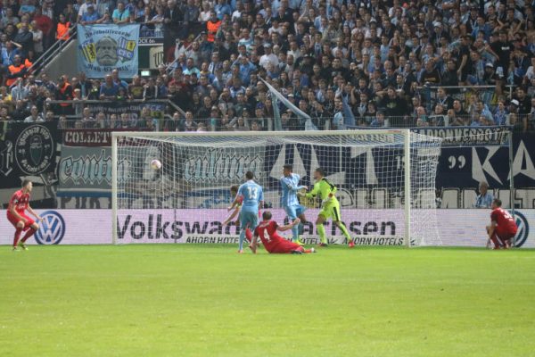 Das 1:0 brachte für denn CFC den Sieg. Und dieses Mal rettete man die Führung auch über die Zeit. Foto: Peter Becker